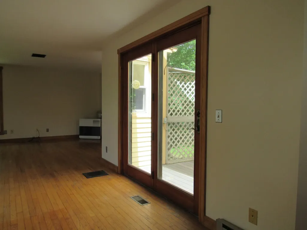 231 Yarmouth Road Gray ME 04039