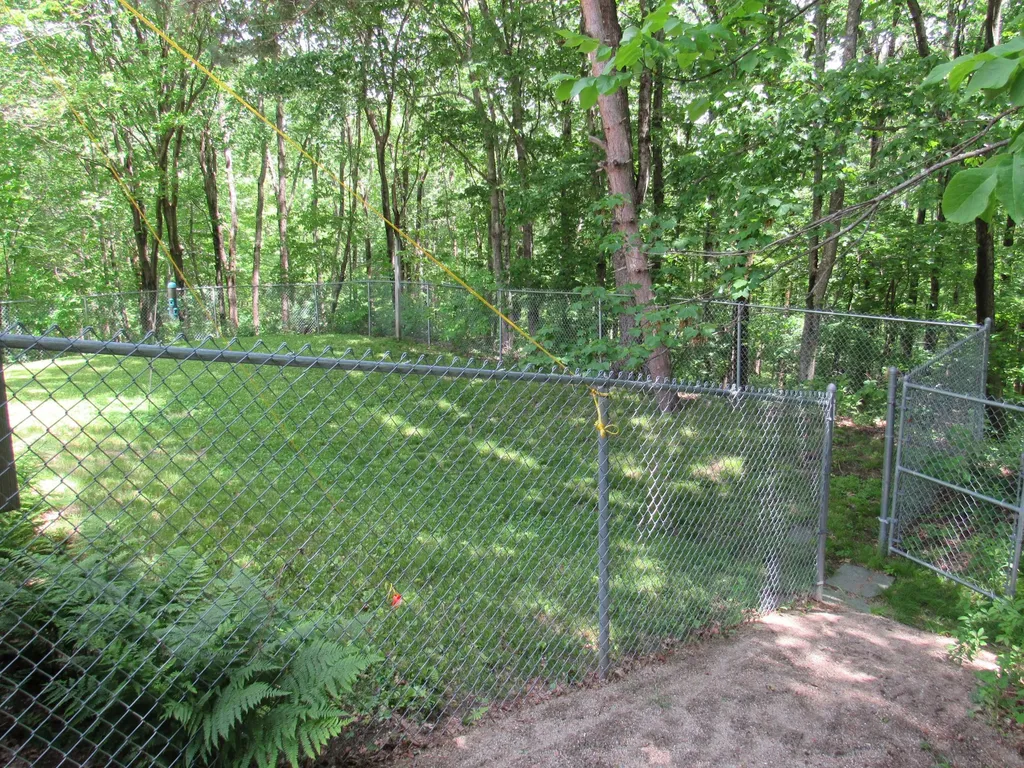 231 Yarmouth Road Gray ME 04039