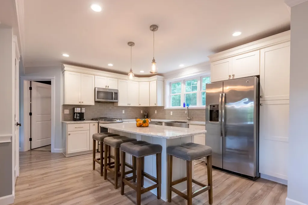 301 Mountain Road York ME 03902