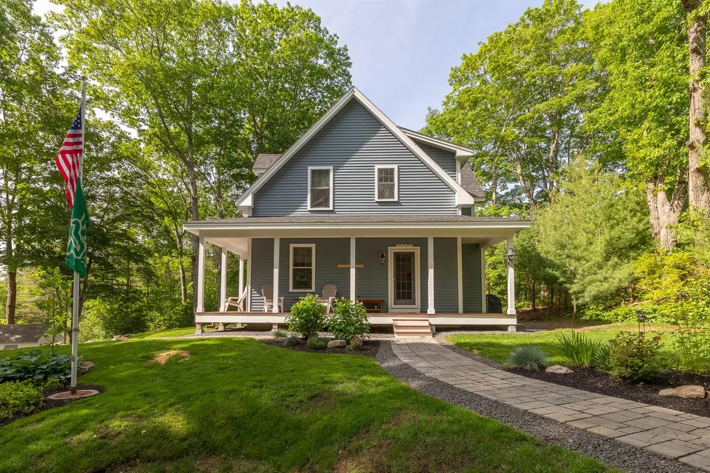 301 Mountain Road York ME 03902