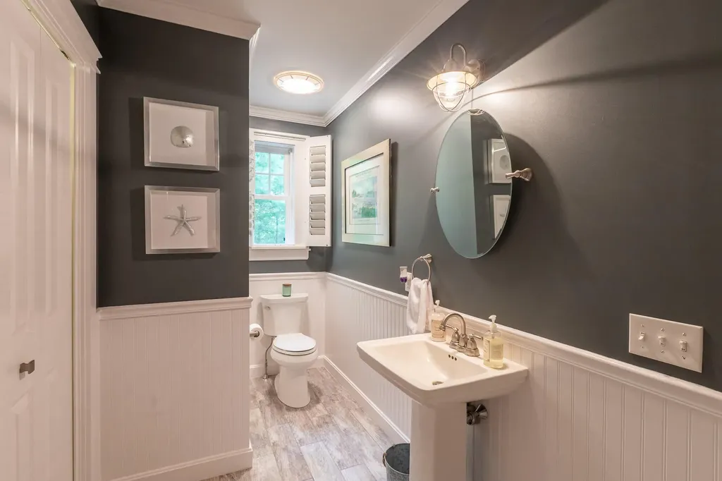 301 Mountain Road York ME 03902
