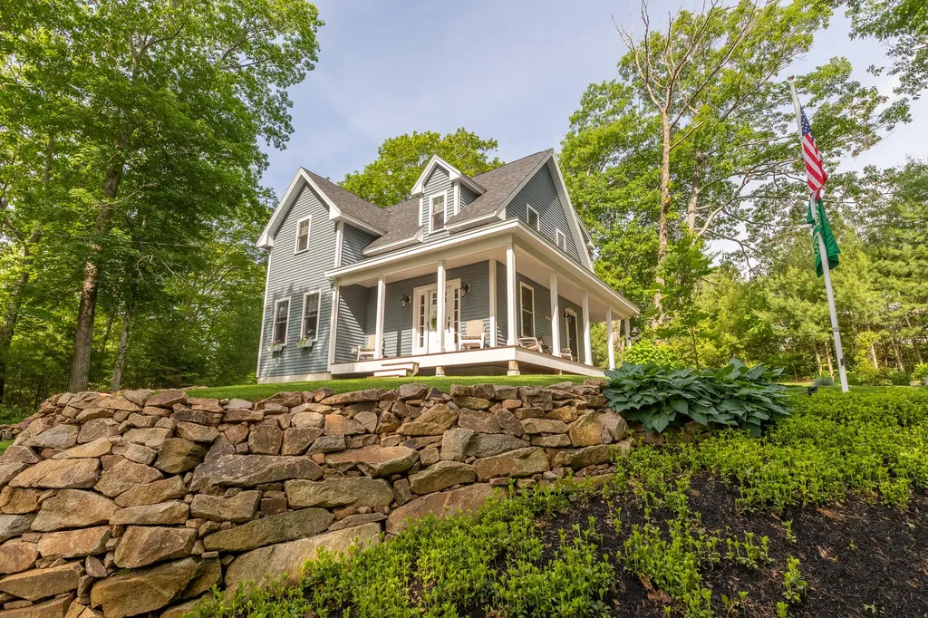 301 Mountain Road York ME 03902