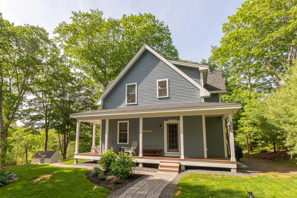 301 Mountain Road York ME 03902