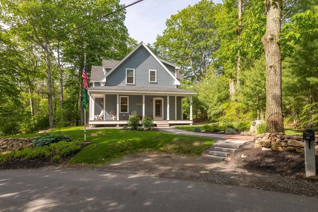 301 Mountain Road York ME 03902