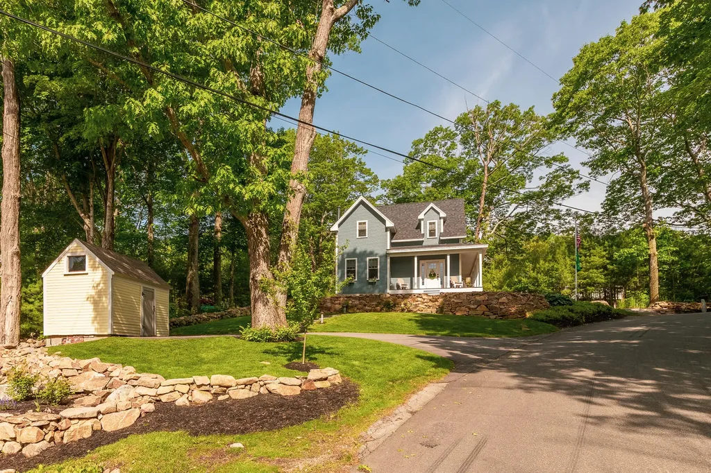 301 Mountain Road York ME 03902