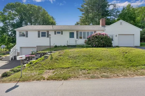 9 Poulin Avenue Lewiston ME 04240