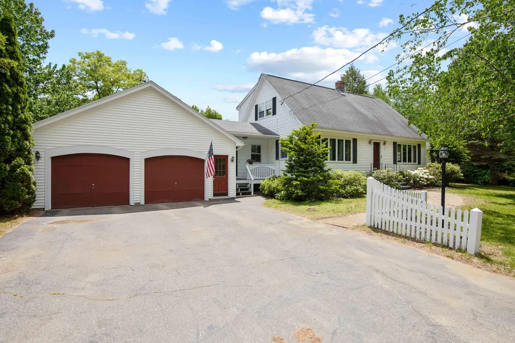 597 Parker Farm Road Buxton ME 04093