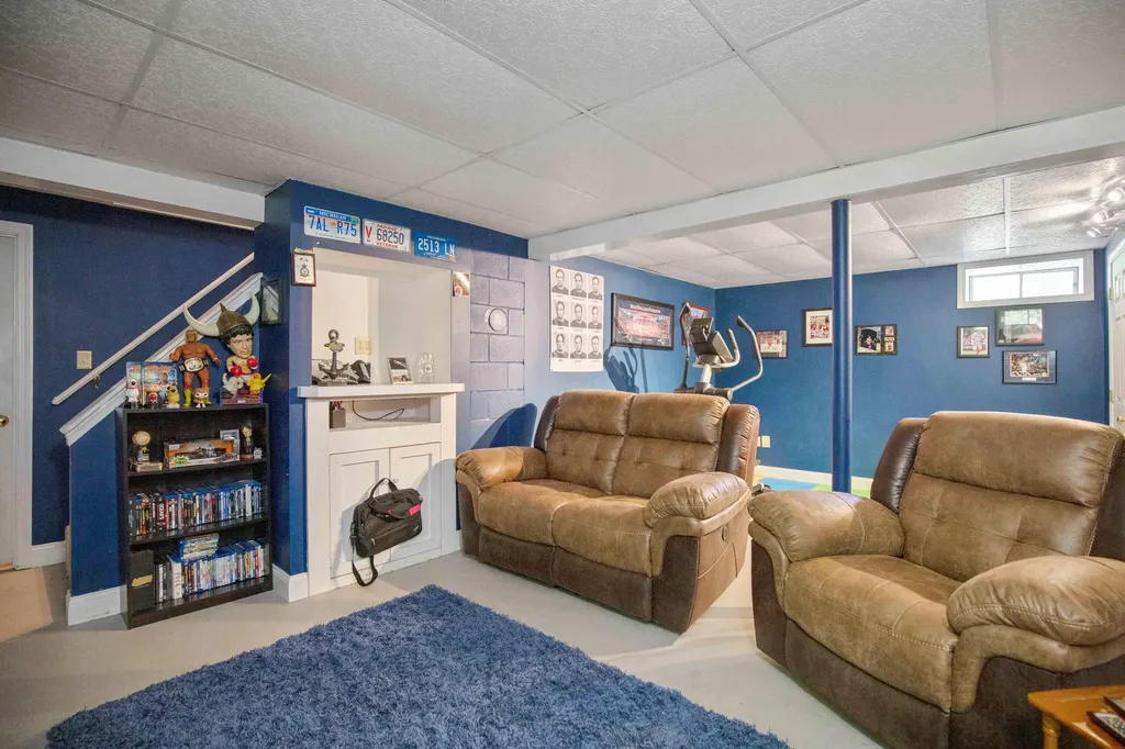 597 Parker Farm Road Buxton ME 04093