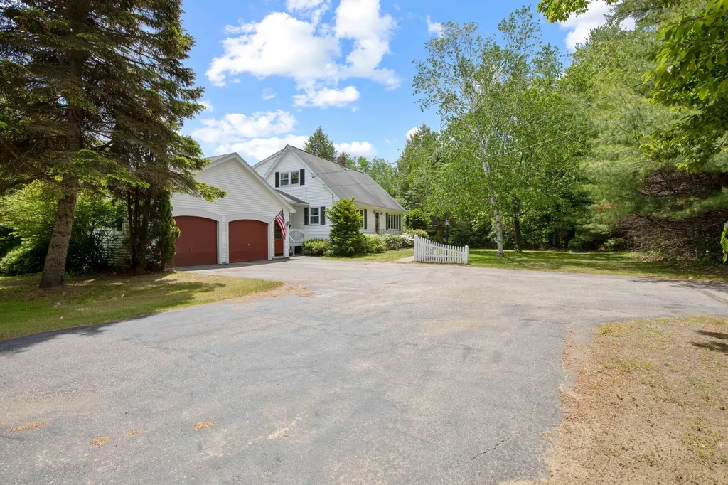 597 Parker Farm Road Buxton ME 04093