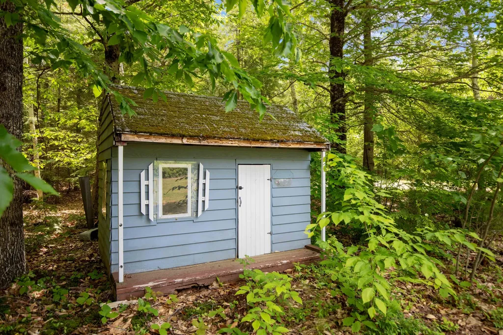 597 Parker Farm Road Buxton ME 04093
