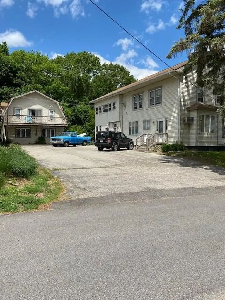 20-22 Mount Pleasant Street Biddeford ME 04005