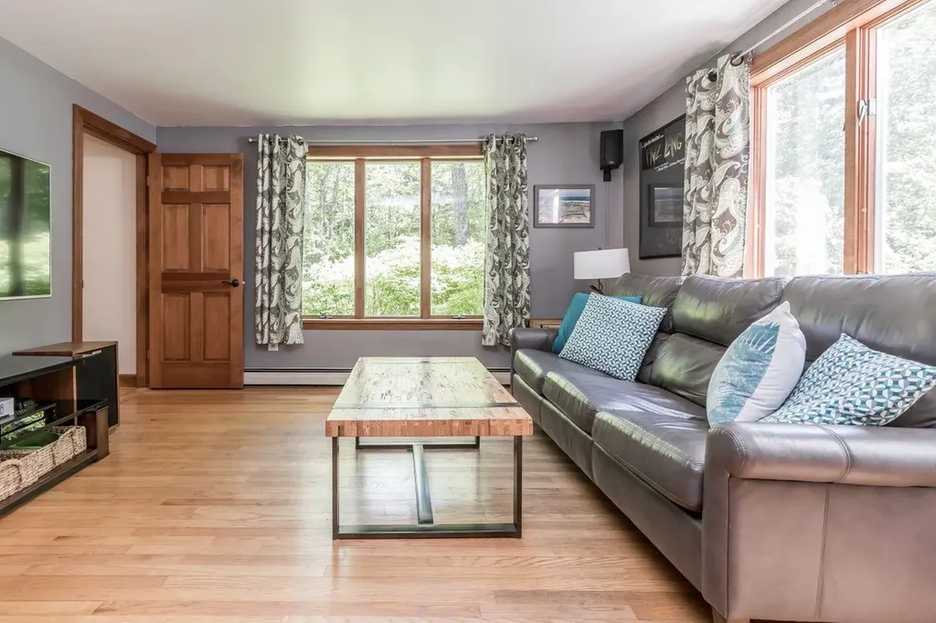 552 Blackstrap Road Falmouth ME 04105