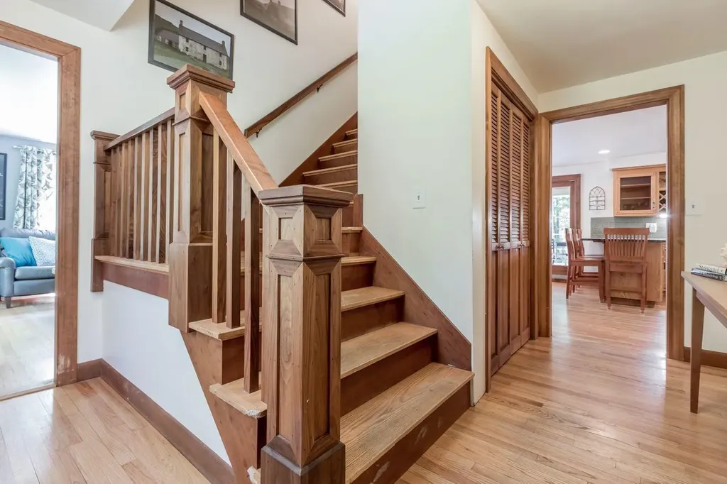 552 Blackstrap Road Falmouth ME 04105