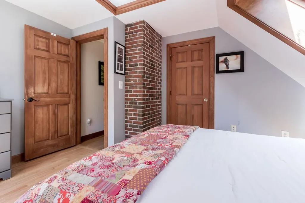 552 Blackstrap Road Falmouth ME 04105