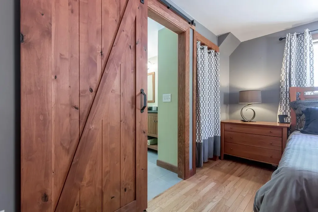 552 Blackstrap Road Falmouth ME 04105