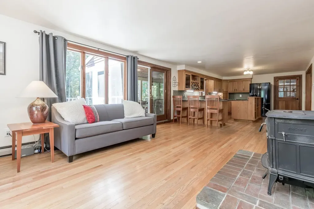 552 Blackstrap Road Falmouth ME 04105