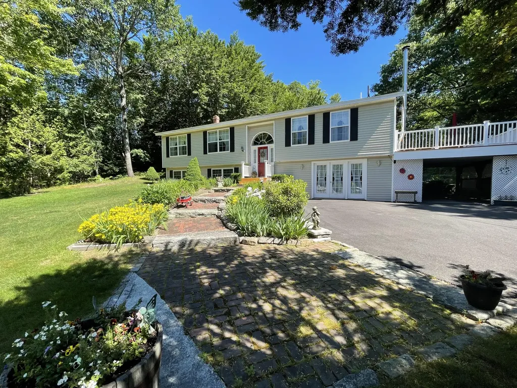 45 Scotts Lane Bucksport ME 04416