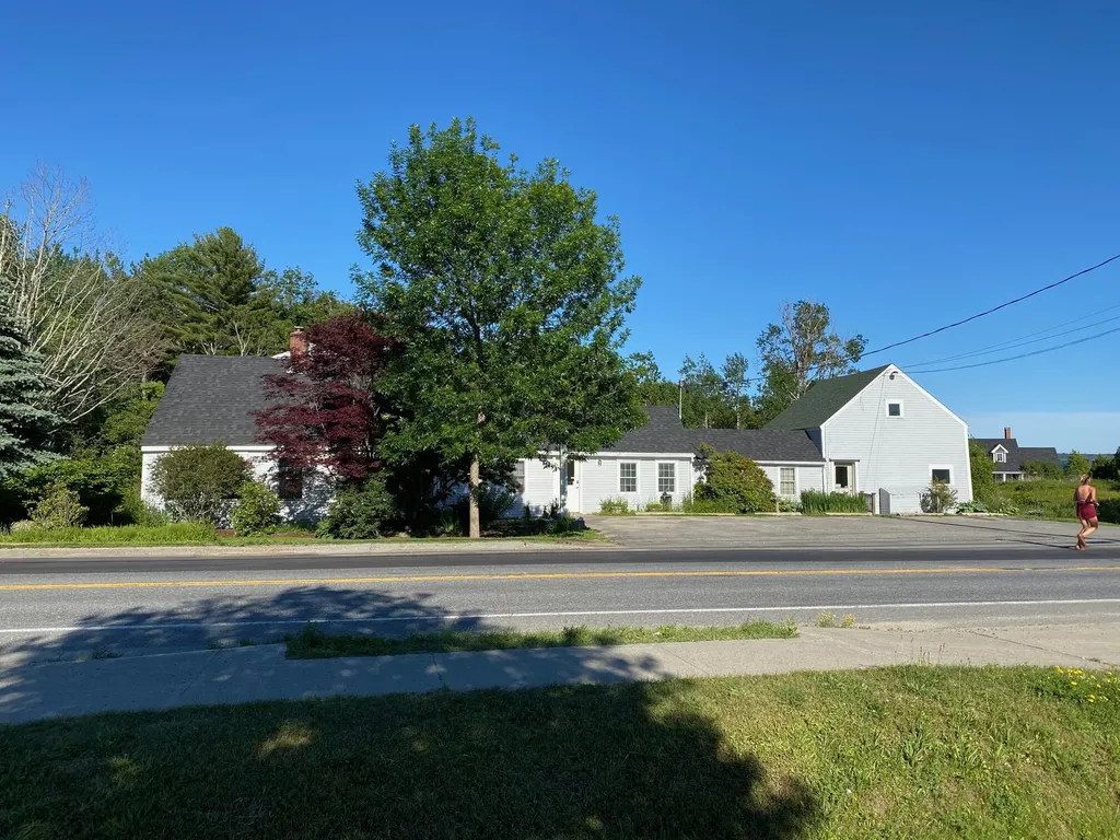 2561 Atlantic Highway Lincolnville ME 04849