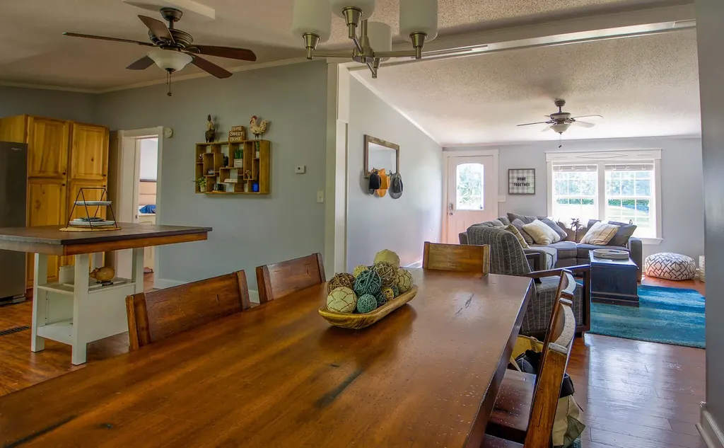 20 Place Lane Eliot ME 03903