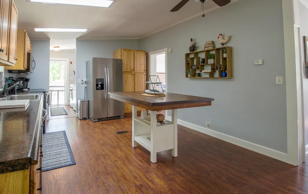 20 Place Lane Eliot ME 03903