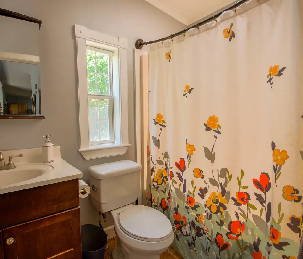 20 Place Lane Eliot ME 03903