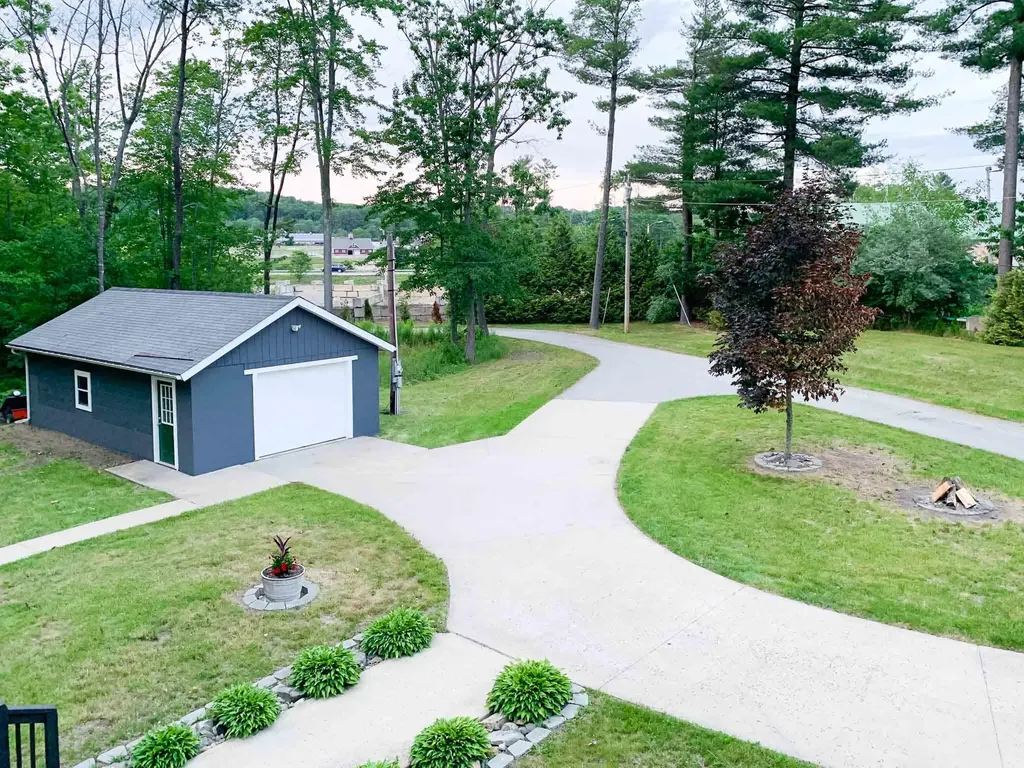 20 Place Lane Eliot ME 03903