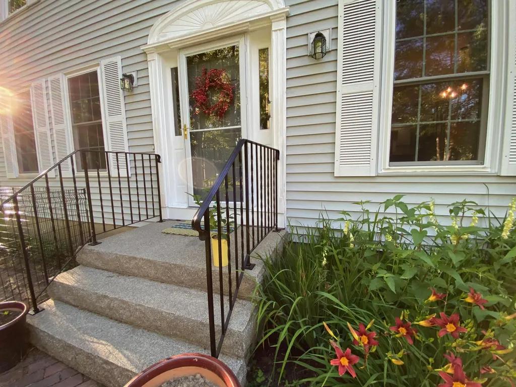 32 Cherry Hill Terrace Waterville ME 04901