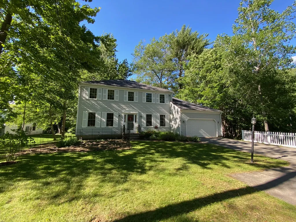 32 Cherry Hill Terrace Waterville ME 04901