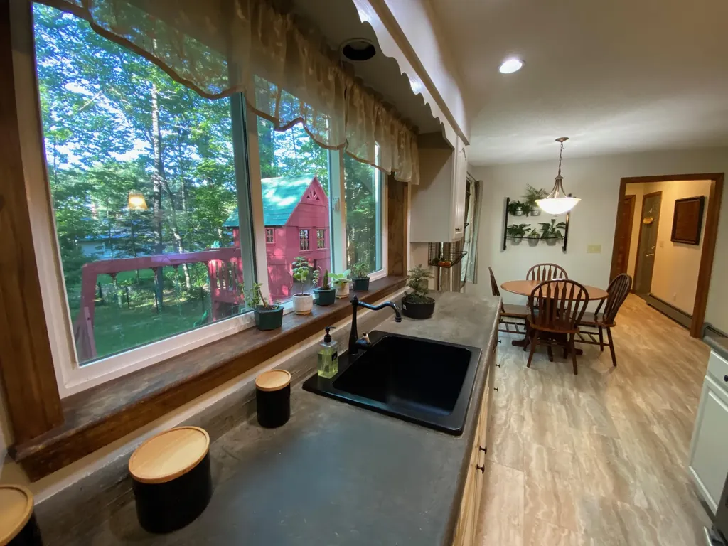 32 Cherry Hill Terrace Waterville ME 04901