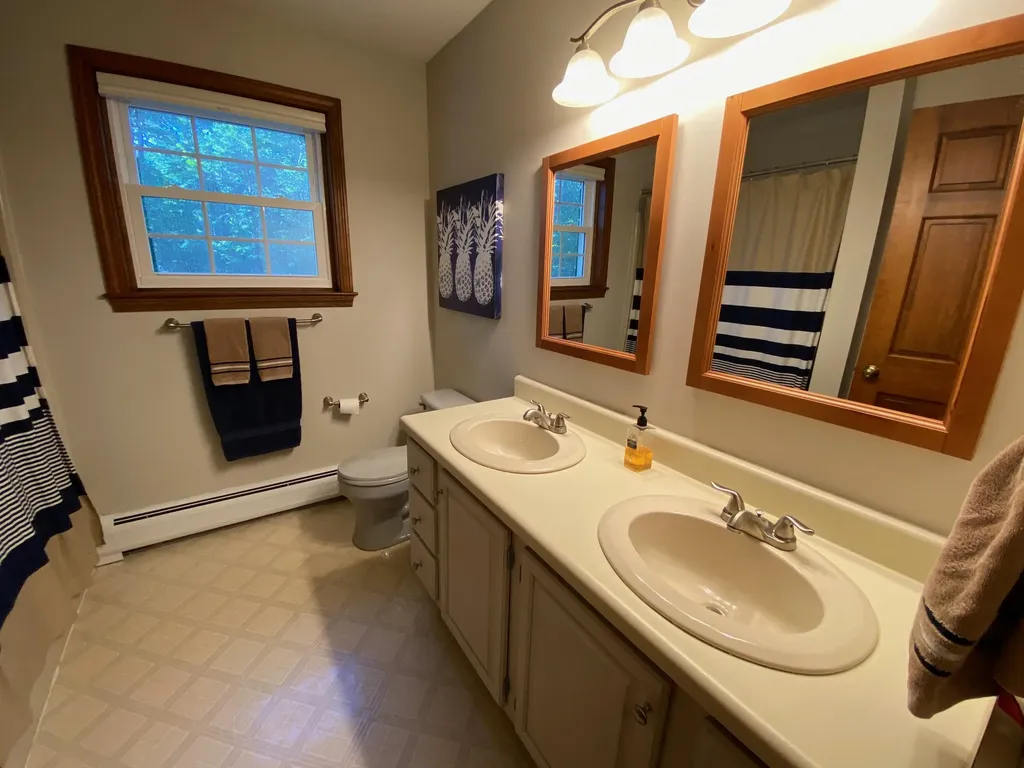 32 Cherry Hill Terrace Waterville ME 04901