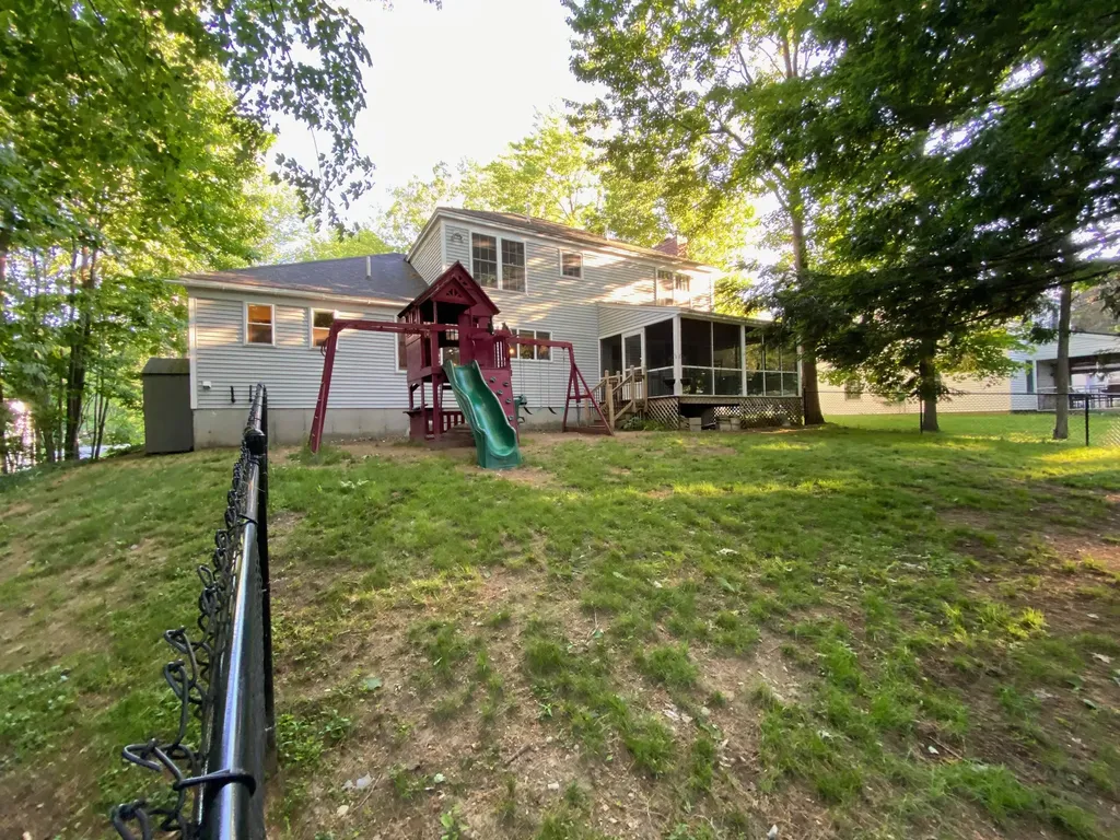 32 Cherry Hill Terrace Waterville ME 04901