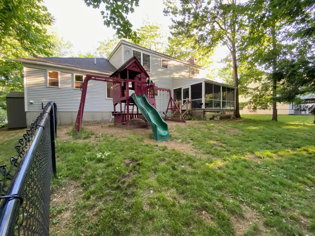 32 Cherry Hill Terrace Waterville ME 04901