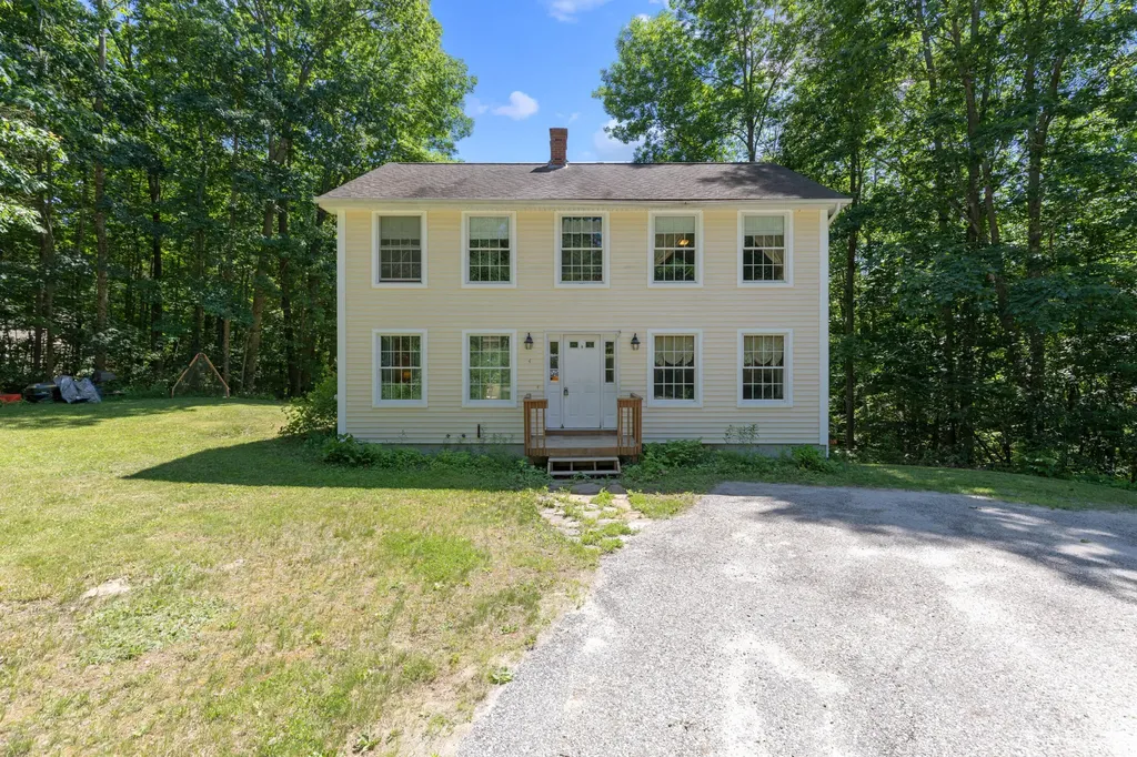 4 Van Tassel Drive Windham ME 04062