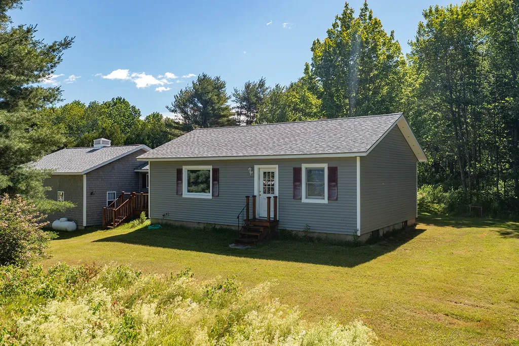 626 Rockland Street Rockport ME 04856