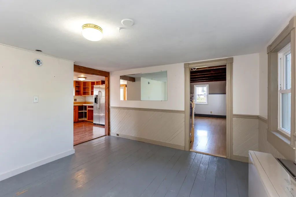 335 Bath Road Wiscasset ME 04578