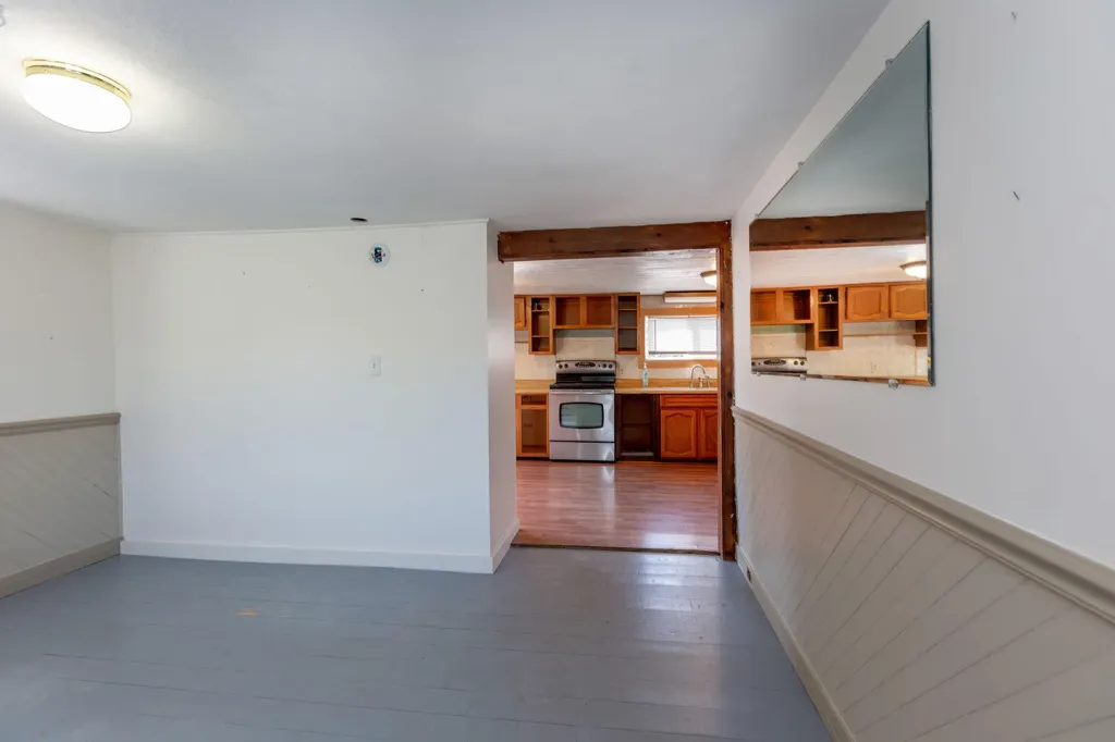 335 Bath Road Wiscasset ME 04578