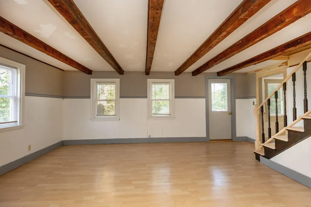 335 Bath Road Wiscasset ME 04578
