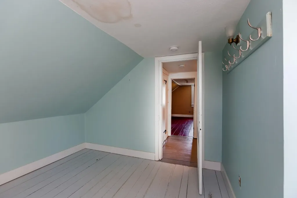 335 Bath Road Wiscasset ME 04578