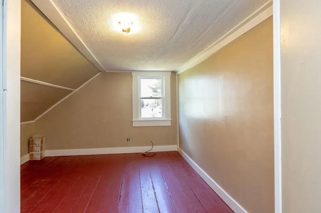 335 Bath Road Wiscasset ME 04578