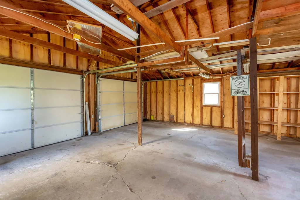 335 Bath Road Wiscasset ME 04578
