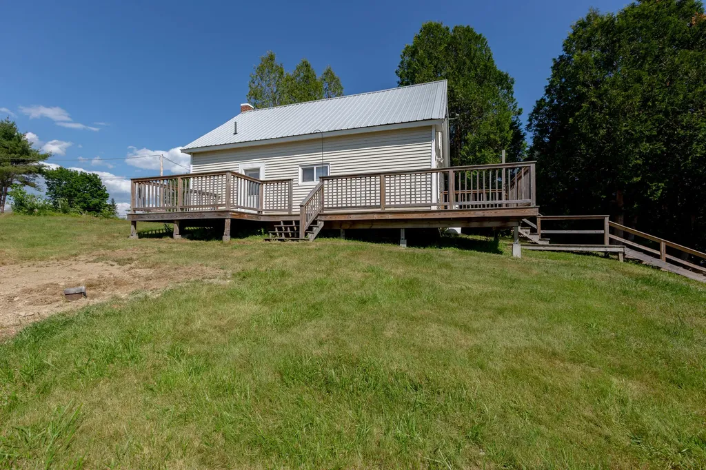 335 Bath Road Wiscasset ME 04578