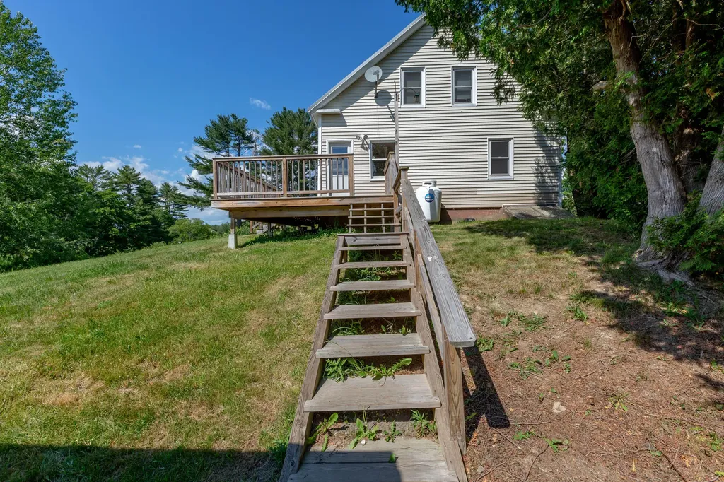 335 Bath Road Wiscasset ME 04578