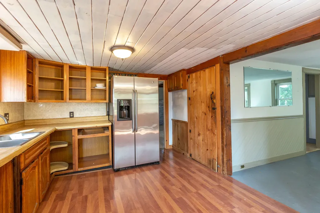 335 Bath Road Wiscasset ME 04578