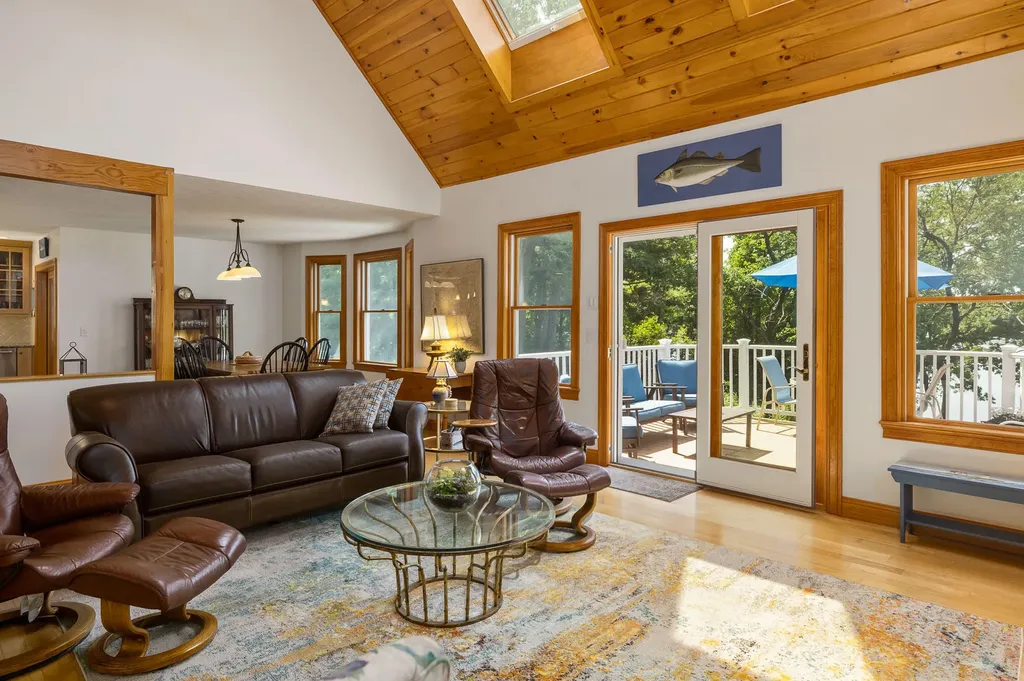 24 Whippoorwill Lane Kittery ME 03904