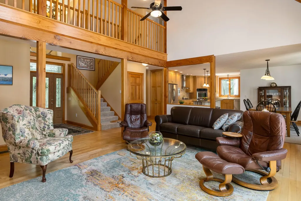 24 Whippoorwill Lane Kittery ME 03904