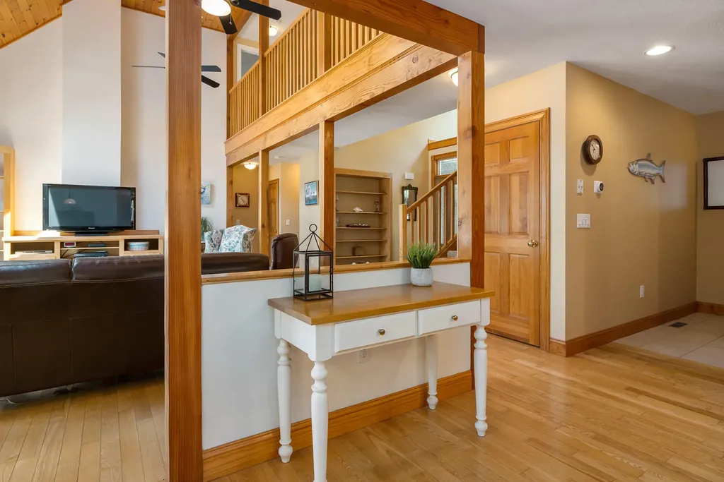 24 Whippoorwill Lane Kittery ME 03904
