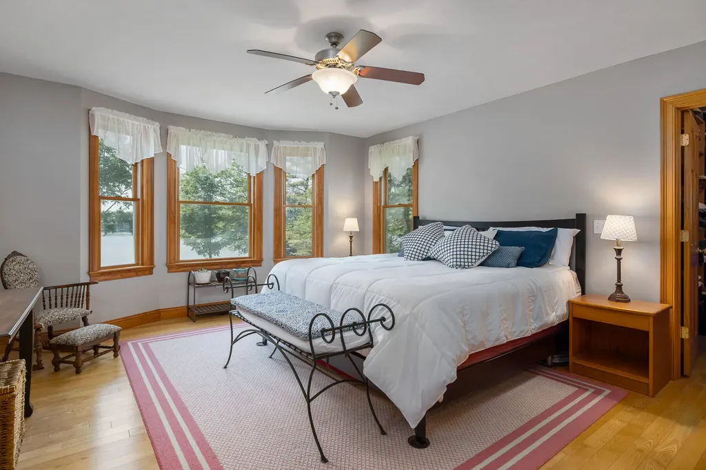 24 Whippoorwill Lane Kittery ME 03904
