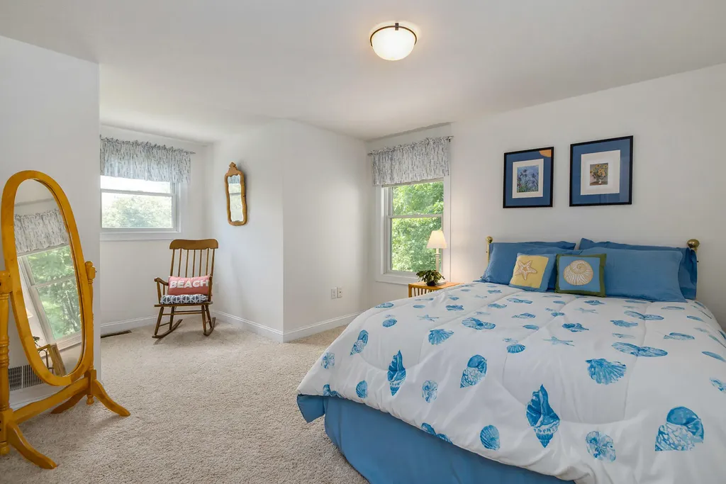 24 Whippoorwill Lane Kittery ME 03904