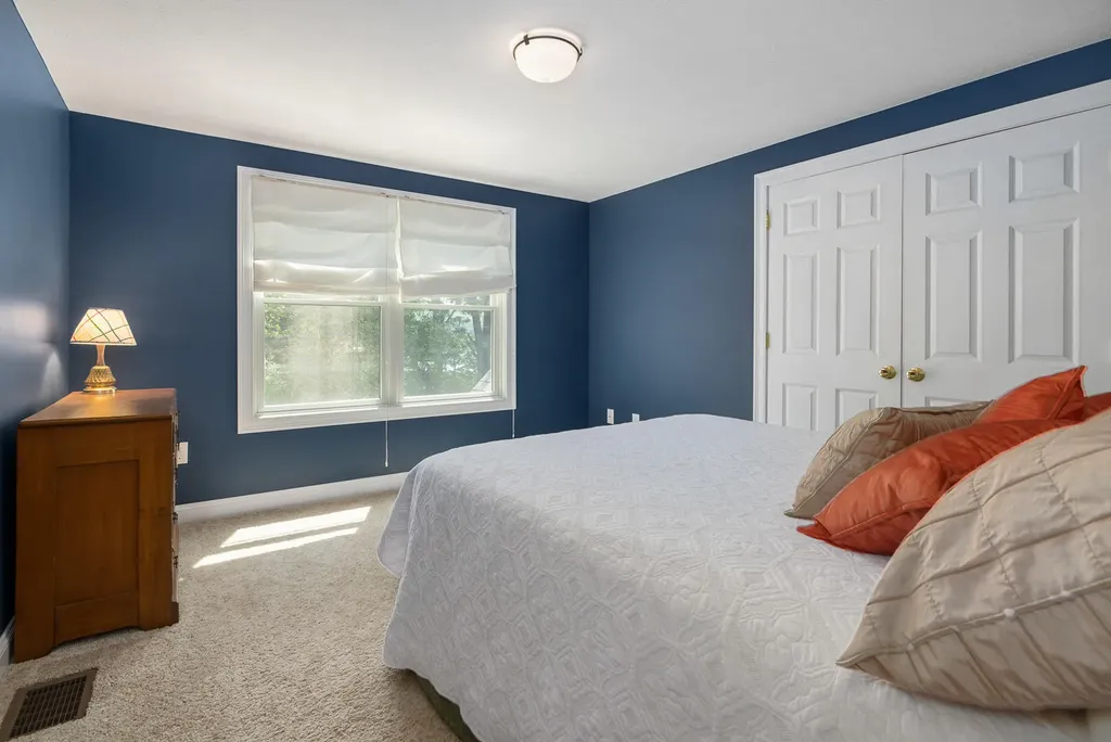 24 Whippoorwill Lane Kittery ME 03904
