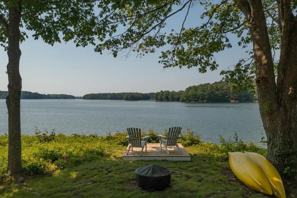24 Whippoorwill Lane Kittery ME 03904